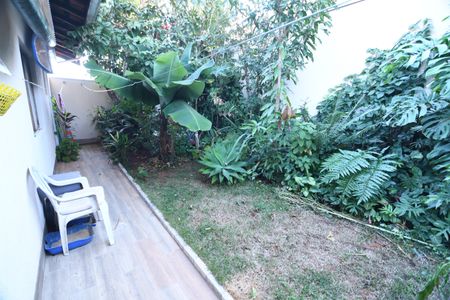 Casa à venda com 230m², 4 quartos e 5 vagasJardim