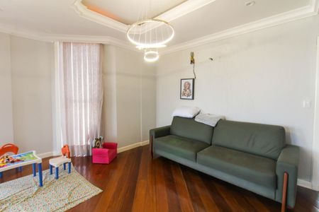 Apartamento à venda com 304m², 4 quartos e 2 vagas Apartamento à venda com 304m², 4 quartos e 2 vagasSala 1