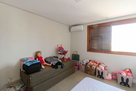 Apartamento à venda com 304m², 4 quartos e 2 vagas Apartamento à venda com 304m², 4 quartos e 2 vagasSuíte 1