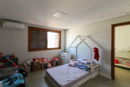 Apartamento à venda com 304m², 4 quartos e 2 vagas Apartamento à venda com 304m², 4 quartos e 2 vagasSuíte 1