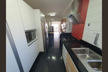 Apartamento à venda com 171m², 3 quartos e 4 vagas