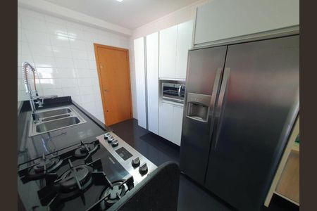 Apartamento à venda com 171m², 3 quartos e 4 vagas