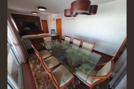 Apartamento à venda com 171m², 3 quartos e 4 vagas