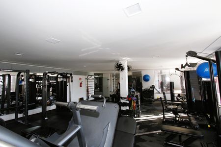 Apartamento à venda com 199m², 3 quartos e 4 vagasÁrea comum - Academia