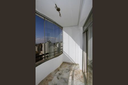 Varanda da Sala de apartamento à venda com 3 quartos, 199m² em Belvedere, Belo Horizonte