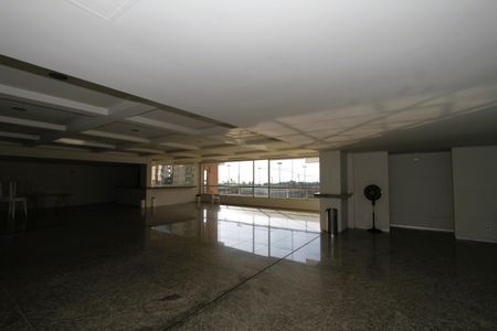 Apartamento à venda com 199m², 3 quartos e 4 vagasÁrea comum - Salão de festas