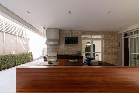 Apartamento à venda com 185m², 4 quartos e 4 vagasÁrea comum - Churrasqueira