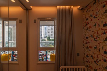 Apartamento à venda com 185m², 4 quartos e 4 vagasQuarto 2