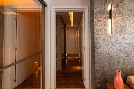 Apartamento à venda com 185m², 4 quartos e 4 vagasCorredor