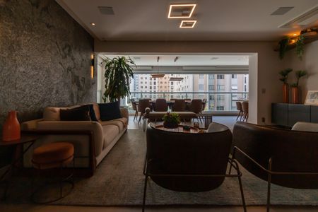 Apartamento à venda com 185m², 4 quartos e 4 vagasSala