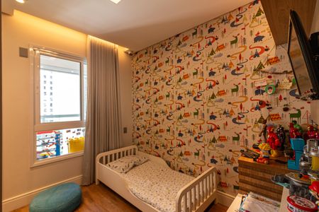 Apartamento à venda com 185m², 4 quartos e 4 vagasQuarto 2