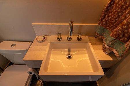 Apartamento à venda com 185m², 4 quartos e 4 vagasBanheiro da Suíte 2