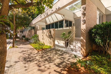 Apartamento à venda com 185m², 4 quartos e 4 vagasFachada