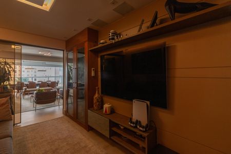 Apartamento à venda com 185m², 4 quartos e 4 vagasSala de TV