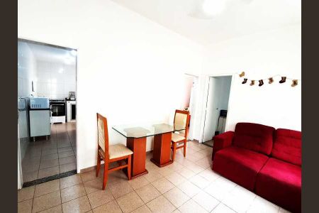 Casa à venda com 40m², 2 quartos e sem vaga