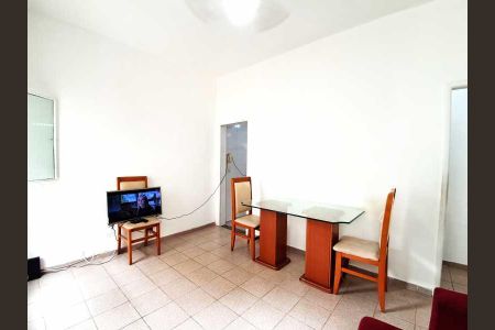 Casa à venda com 40m², 2 quartos e sem vaga