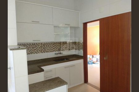 Apartamento à venda com 94m², 2 quartos e sem vaga