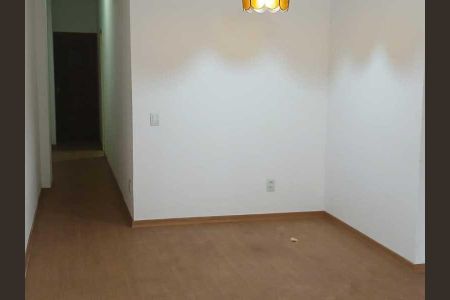 Apartamento à venda com 76m², 2 quartos e 1 vaga