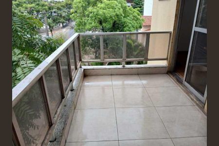 Apartamento à venda com 76m², 2 quartos e 1 vaga