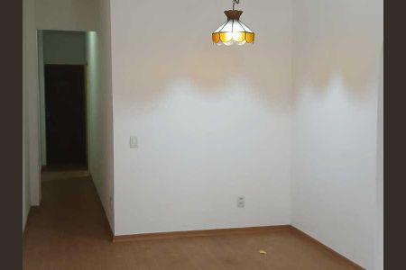 Apartamento à venda com 76m², 2 quartos e 1 vaga