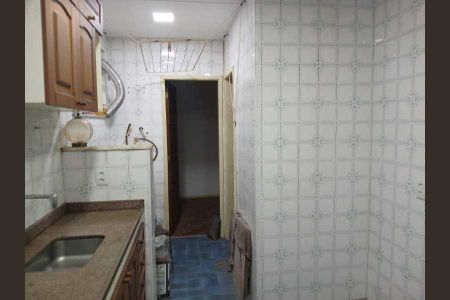 Apartamento à venda com 76m², 2 quartos e 1 vaga