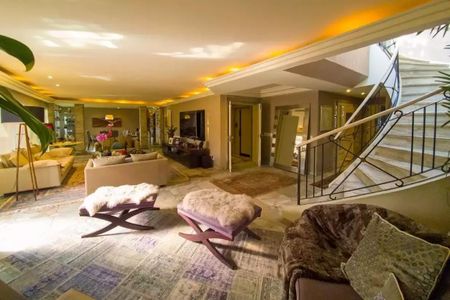 Apartamento à venda com 592m², 4 quartos e 3 vagas