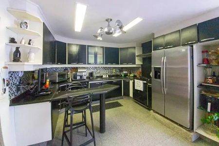 Apartamento à venda com 592m², 4 quartos e 3 vagas