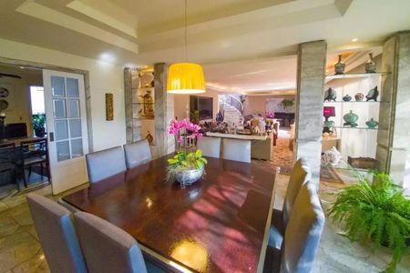 Apartamento à venda com 592m², 4 quartos e 3 vagas