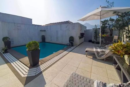 Apartamento à venda com 592m², 4 quartos e 3 vagas