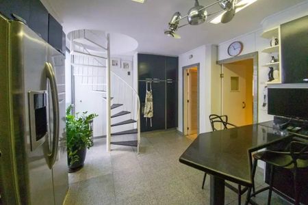 Apartamento à venda com 592m², 4 quartos e 3 vagas