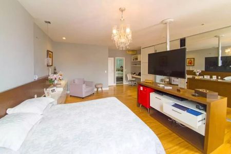 Apartamento à venda com 321m², 4 quartos e 4 vagas