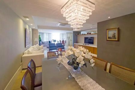 Apartamento à venda com 321m², 4 quartos e 4 vagas