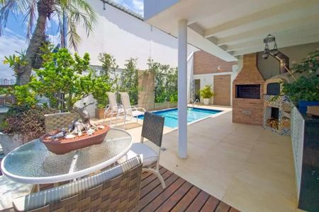 Apartamento à venda com 321m², 4 quartos e 4 vagas