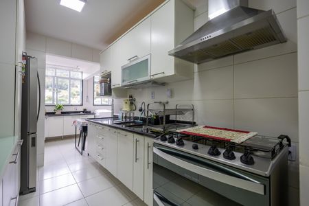 Apartamento à venda com 150m², 3 quartos e 2 vagasCozinha