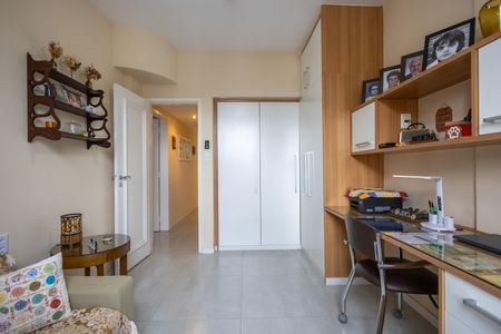 Apartamento à venda com 150m², 3 quartos e 2 vagasQuarto 1