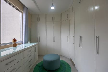 Apartamento à venda com 150m², 3 quartos e 2 vagasSuíte 2