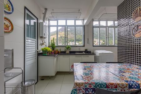 Apartamento à venda com 150m², 3 quartos e 2 vagasÁrea de Serviço