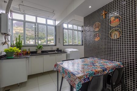 Apartamento à venda com 150m², 3 quartos e 2 vagasÁrea de Serviço