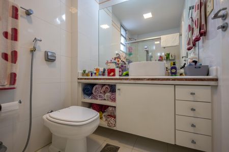 Apartamento à venda com 150m², 3 quartos e 2 vagasBanheiro da Suíte 1