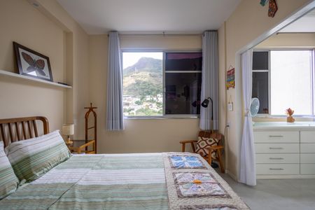 Apartamento à venda com 150m², 3 quartos e 2 vagasSuíte 2