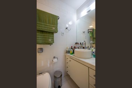 Apartamento à venda com 150m², 3 quartos e 2 vagasBanheiro da Suíte 2