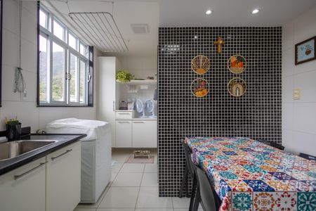 Apartamento à venda com 150m², 3 quartos e 2 vagasÁrea de Serviço