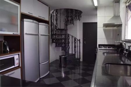 Apartamento à venda com 492m², 4 quartos e 2 vagas