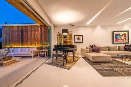 Apartamento à venda com 3 quartos, 354m² em Barra da Tijuca, Rio de Janeiro