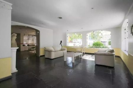 Apartamento à venda com 3 quartos, 84m² em Vila Olímpia, São Paulo