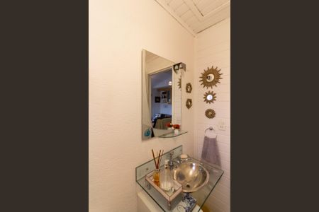 Apartamento à venda com 325m², 4 quartos e 5 vagas Apartamento à venda com 325m², 4 quartos e 5 vagasBanheiro de Serviço