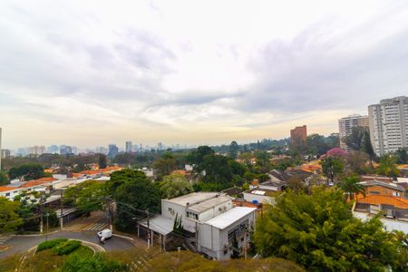 Apartamento à venda com 325m², 4 quartos e 5 vagas Apartamento à venda com 325m², 4 quartos e 5 vagasVaranda vista