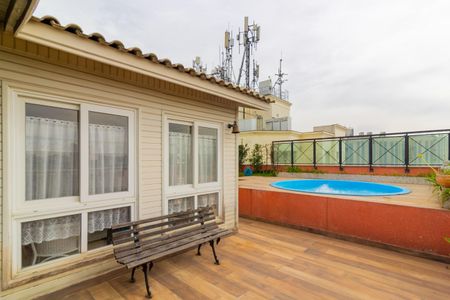 Apartamento à venda com 325m², 4 quartos e 5 vagas Apartamento à venda com 325m², 4 quartos e 5 vagasCobertura Área Externa