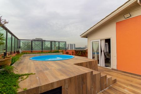 Apartamento à venda com 325m², 4 quartos e 5 vagas Apartamento à venda com 325m², 4 quartos e 5 vagasCobertura Área Externa