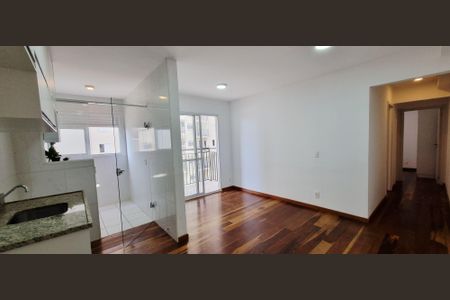 Sala de apartamento para alugar com 2 quartos, 50m² em Jardim Parque Morumbi, São Paulo